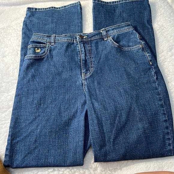 Gloria Vanderbilt Red Label Blue Denim Straight Leg Jeans. Size 8 Long. EUC. - Picture 1 of 6